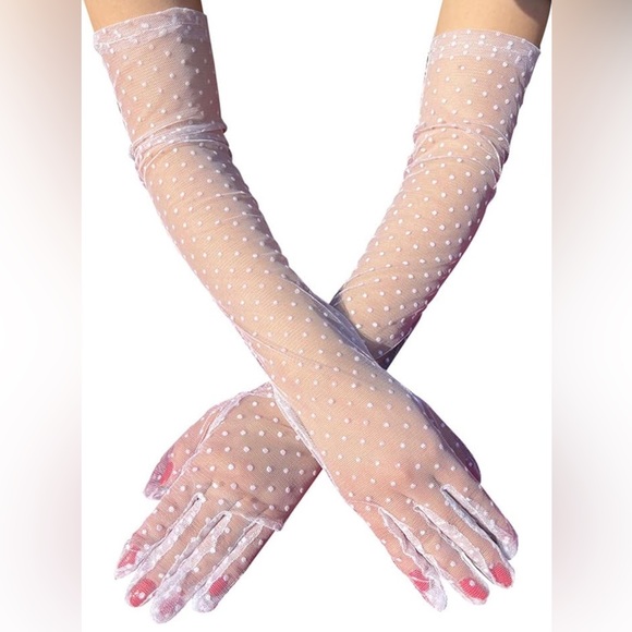 Polka Dot Sheer Tulle Wedding Gloves 🤍 - Picture 2 of 2